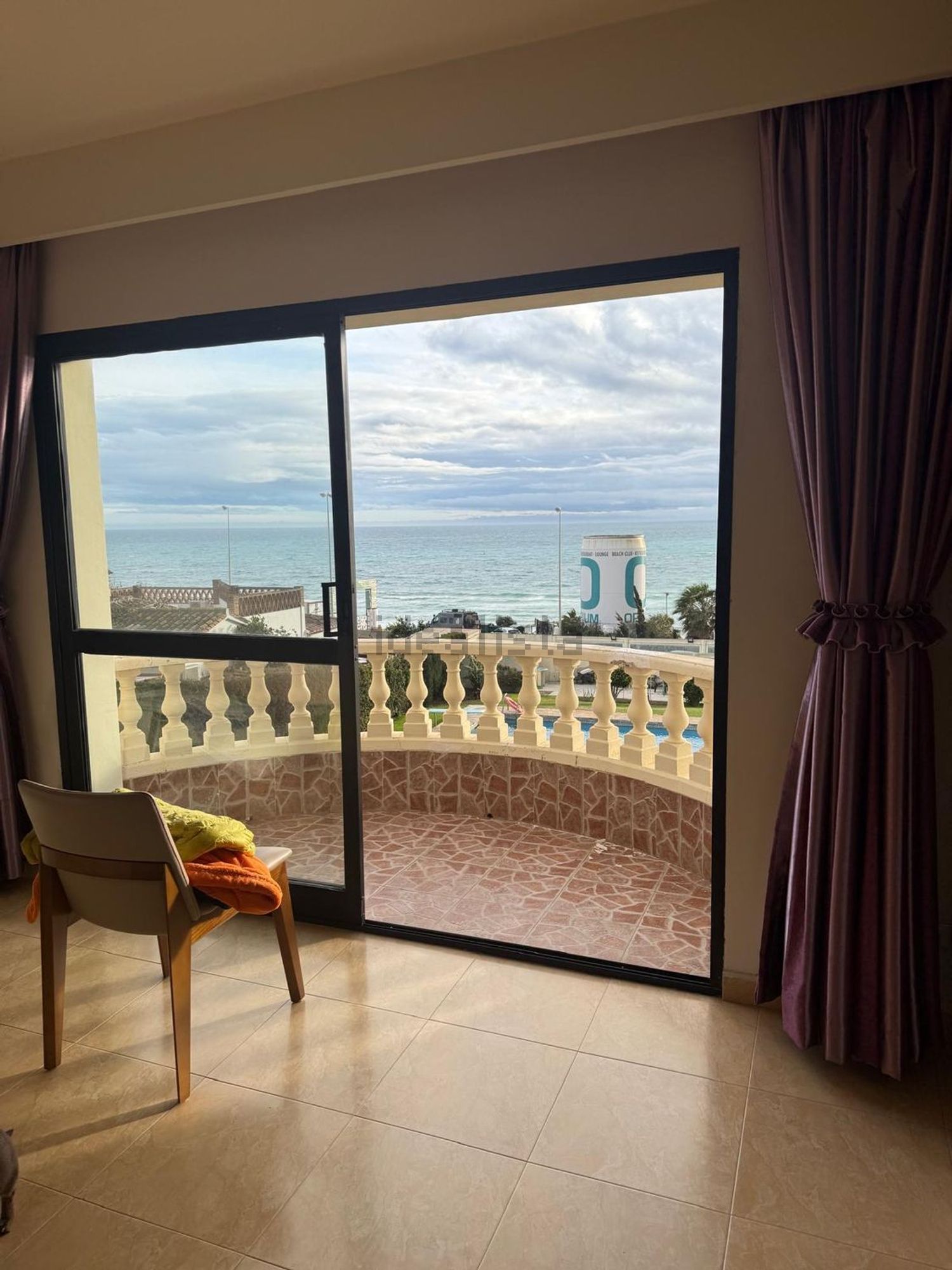 Chalet with direct beach access in Marbella