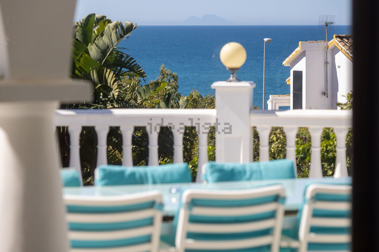 Chalet with direct beach access in Marbella
