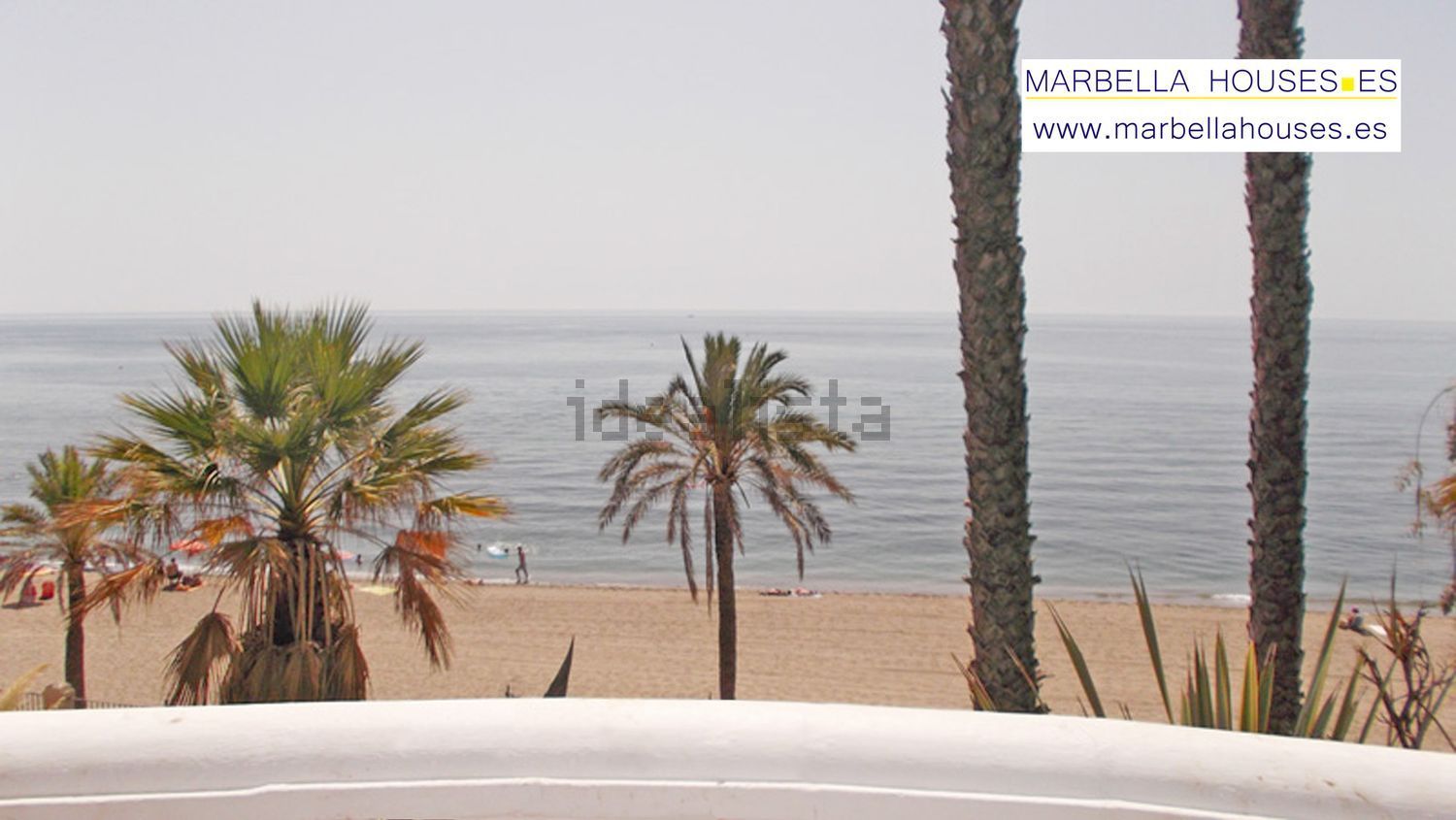 Beachfront flat in Marbella
