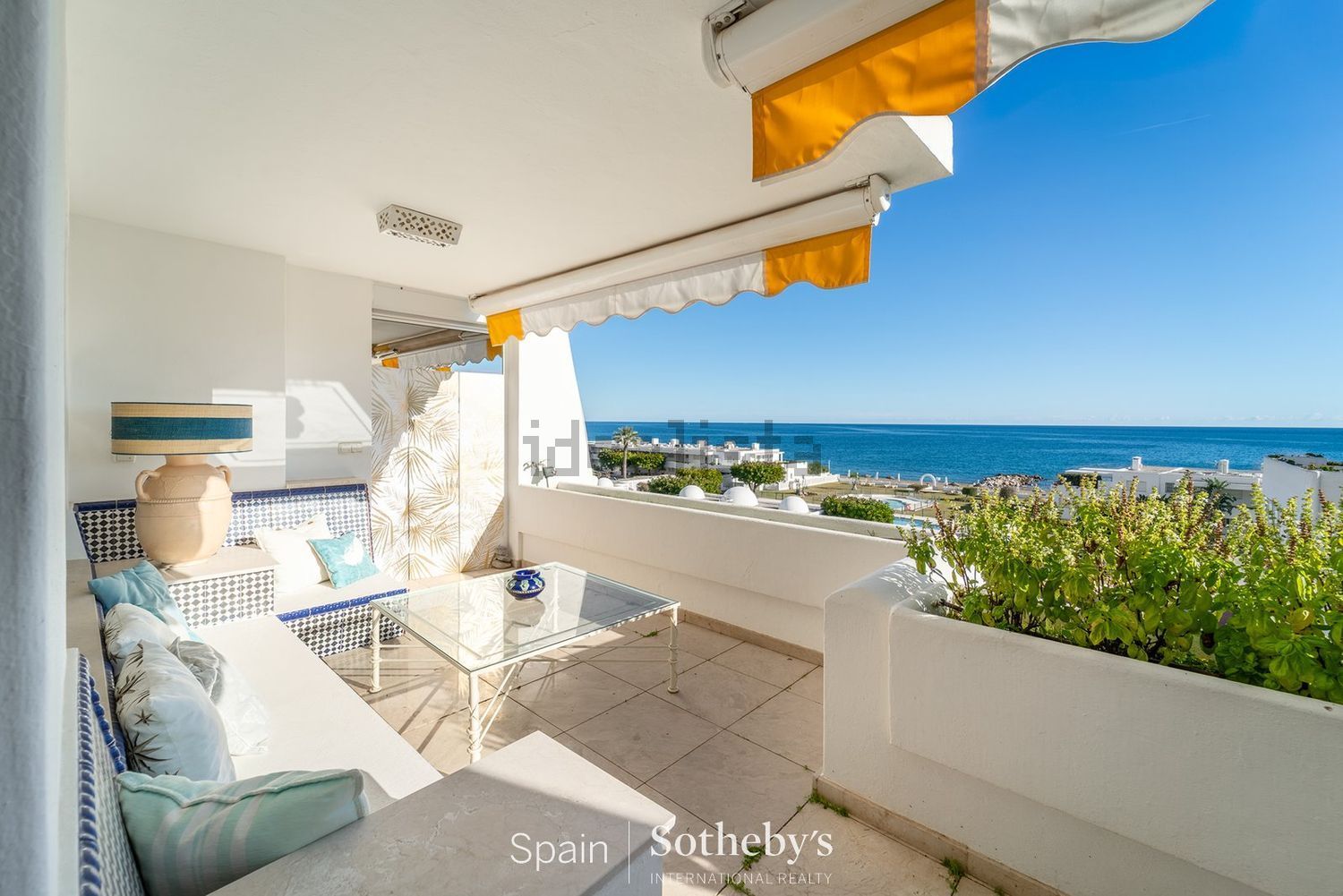 Beachfront flat in Marbella