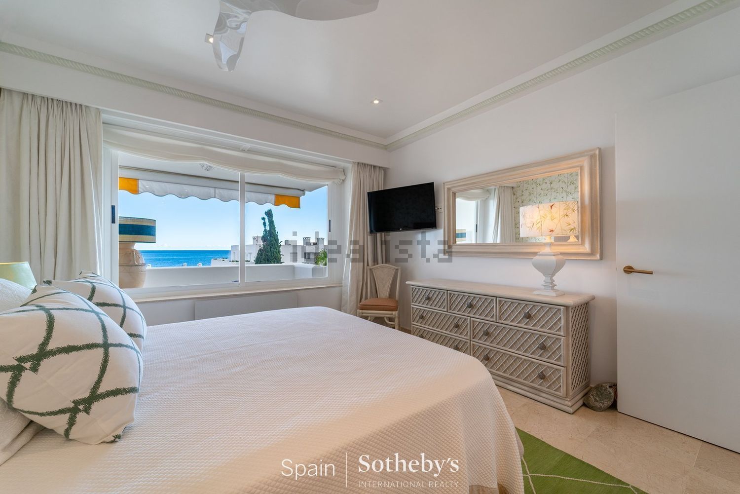 Квартира первая линия пляжа в Marbella — Ванная
