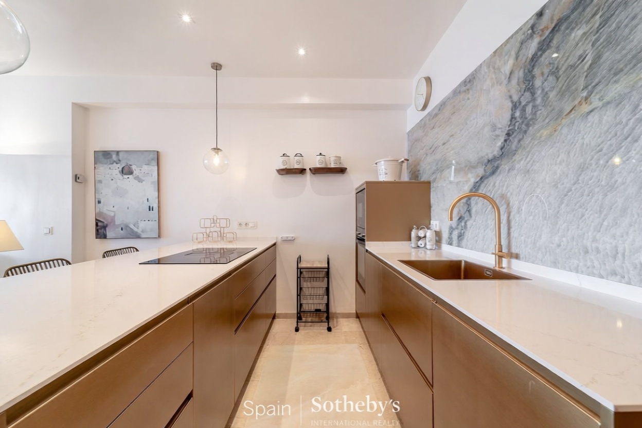 Apartamento em primeira linha de praia em Marbella — Quarto