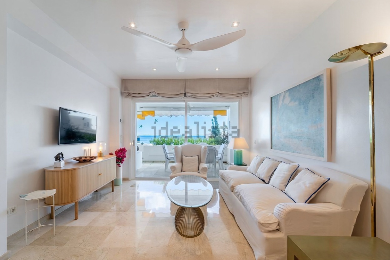 Apartamento em primeira linha de praia em Marbella — Cozinha