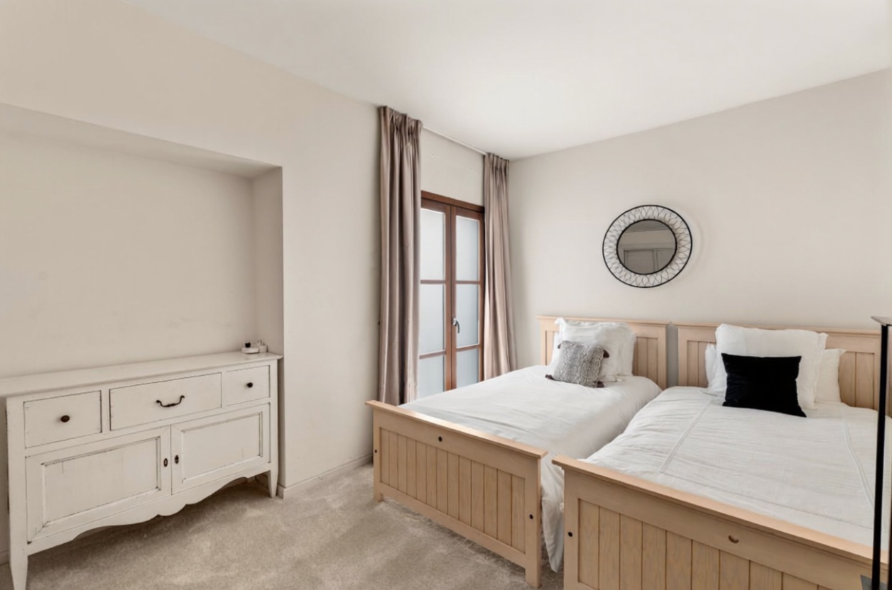 Apartamento à venda pé na areia em Marbella — Quarto