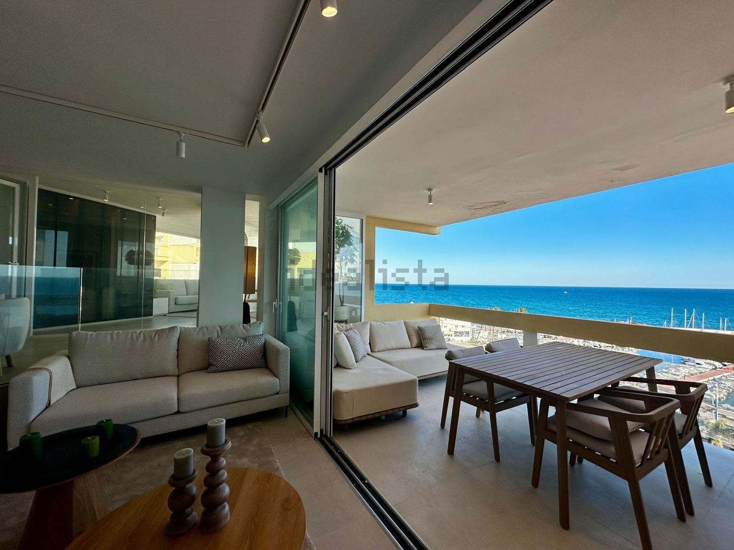 Wohnung in erste Strandlinie in Marbella