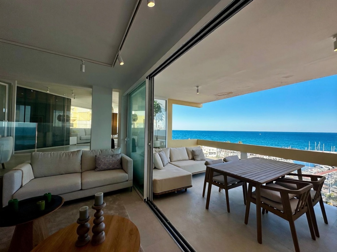 Wohnung in erste Strandlinie in Marbella