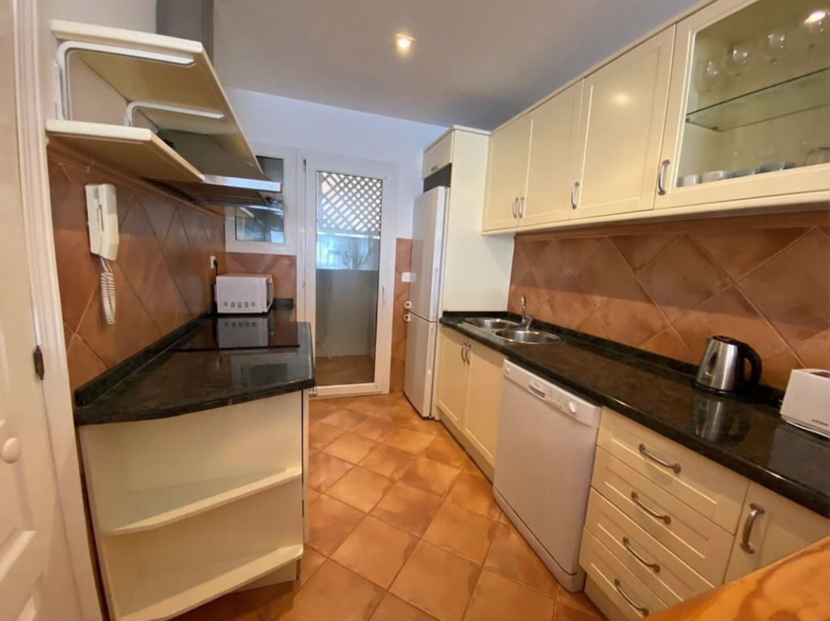 Wohnung in erste Strandlinie in Marbella — Küche