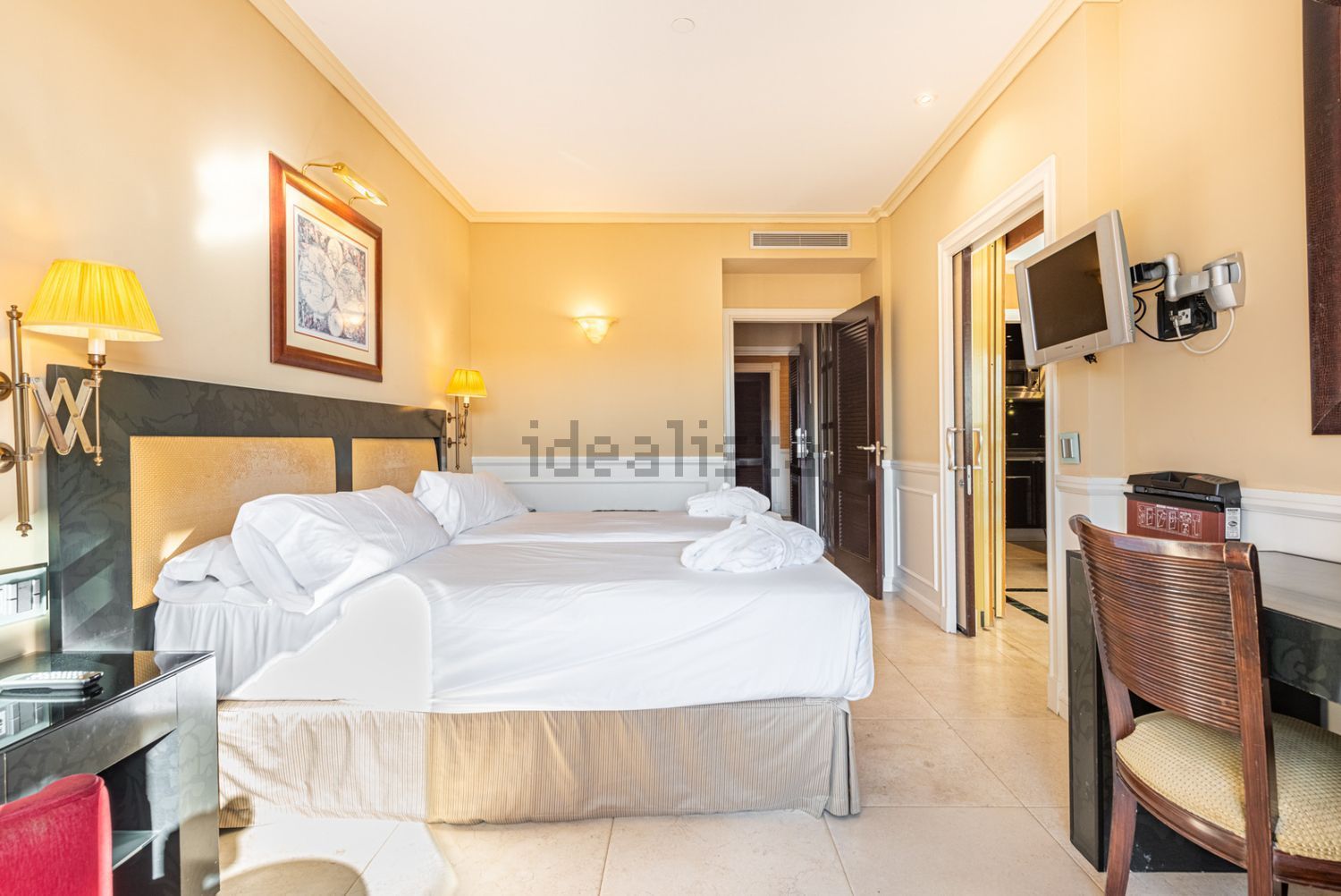 Ático en primera línea de mar en Marbella — Dormitorio