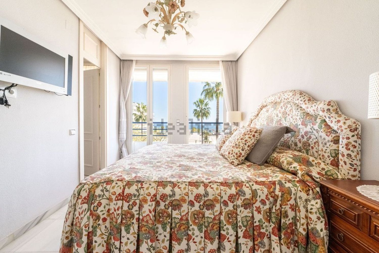 Квартира первая линия пляжа в Marbella — Спальня