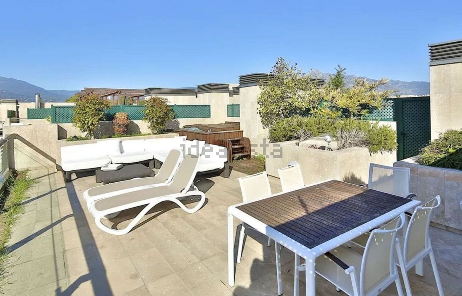 Penthouse in erste Meereslinie in Marbella