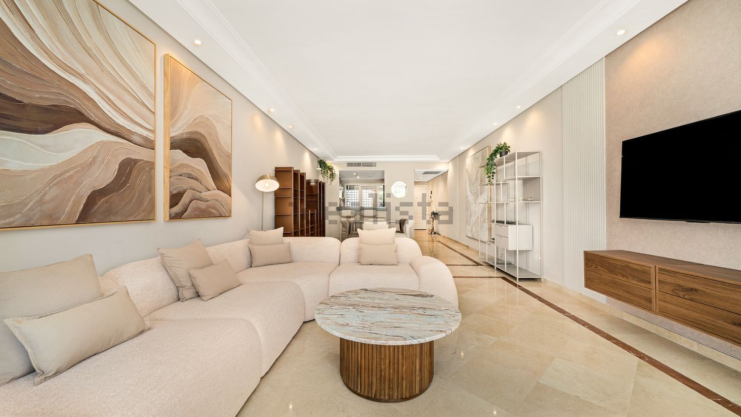 Beachfront flat in Marbella