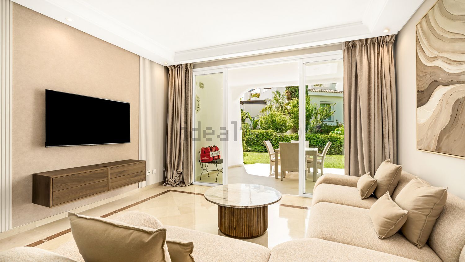 Beachfront flat in Marbella