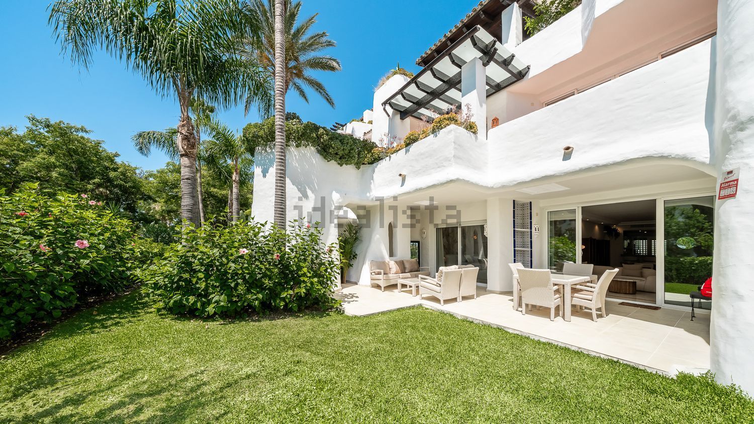 Beachfront flat in Marbella