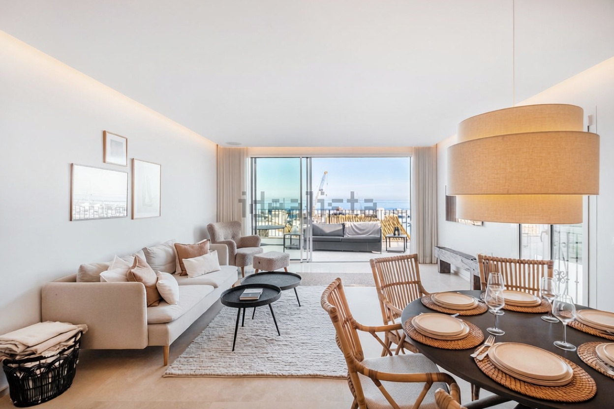 Penthouse in erste Meereslinie in Marbella — Wohnzimmer