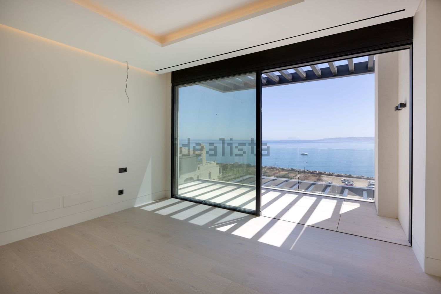 Duplex em primeira linha de praia em Estepona — Quarto