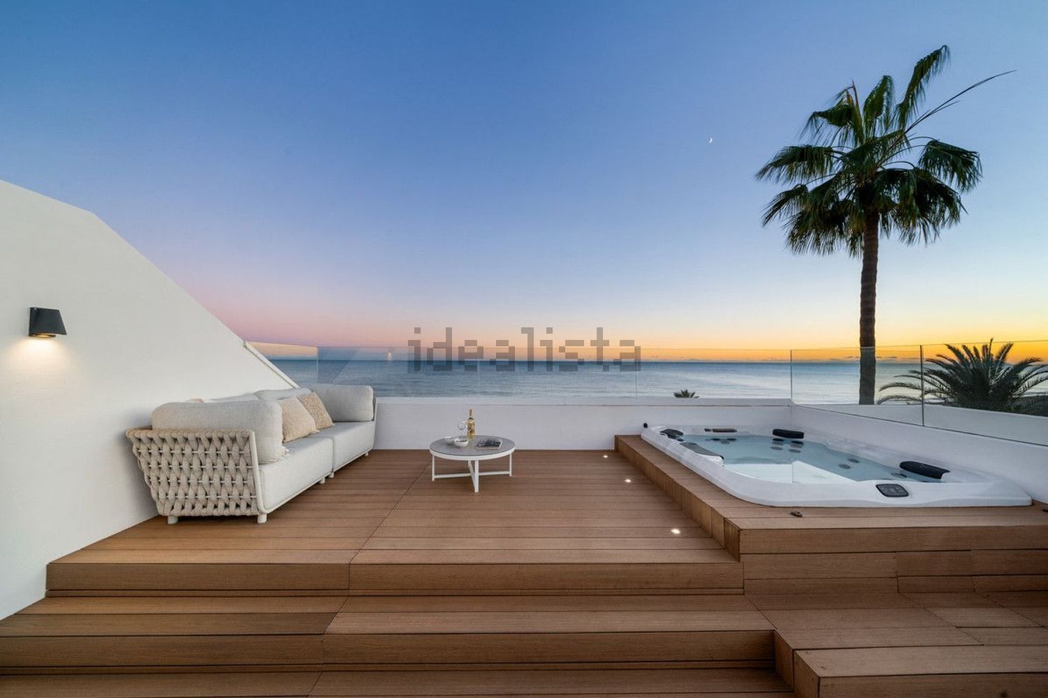 Chalet com acesso direto à praia em Estepona