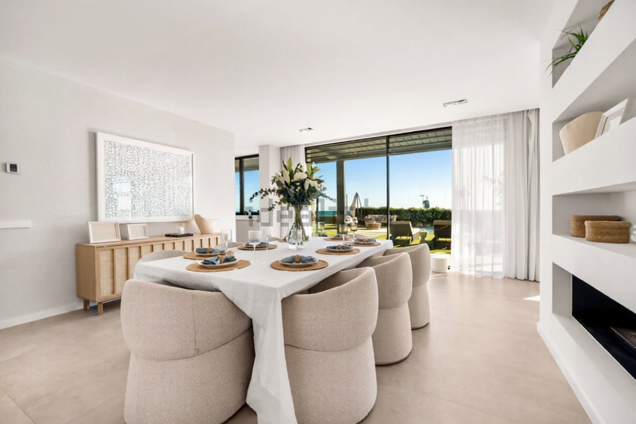 Chalet avec accès direct à la plage à Estepona — Coin repas