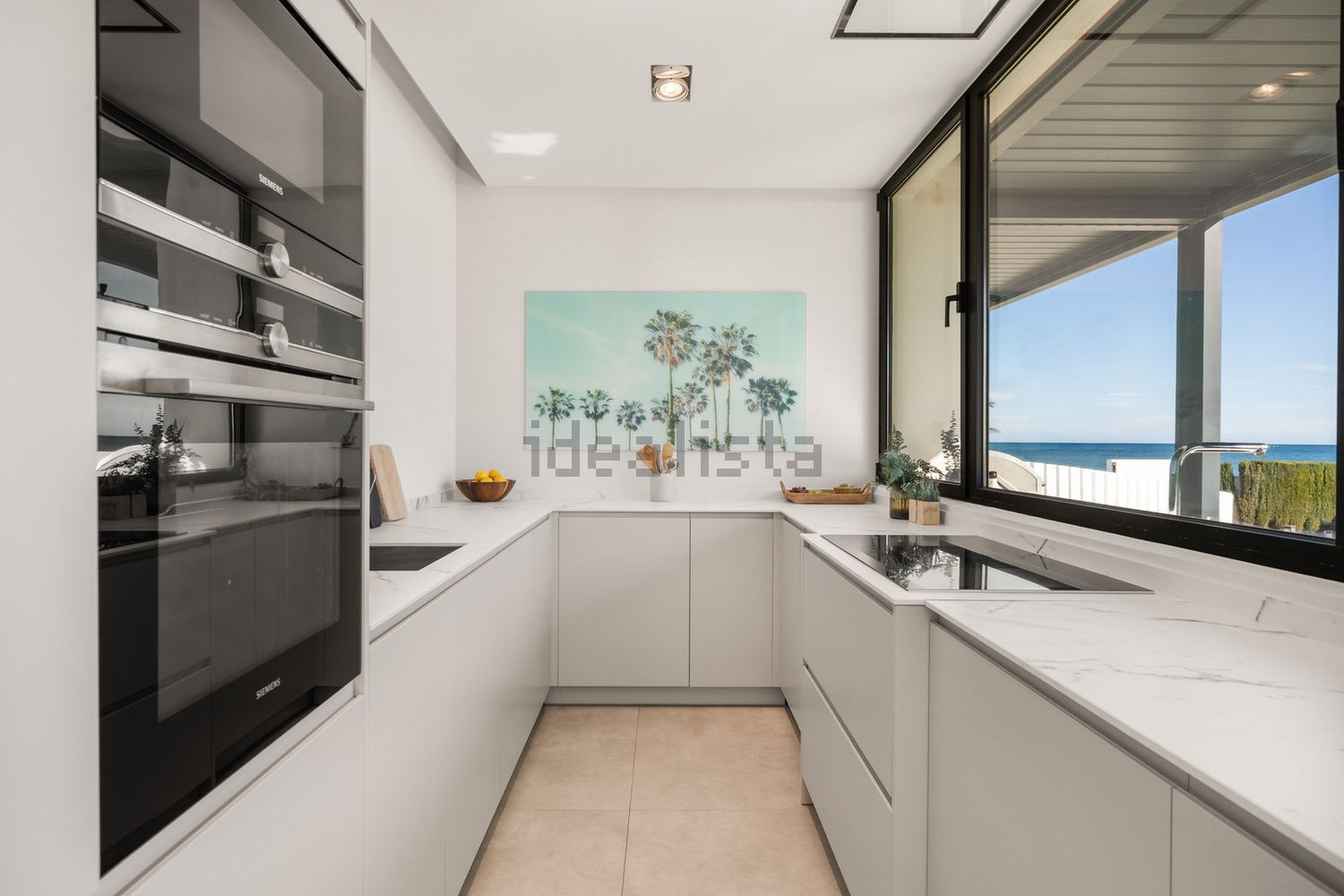 Chalet avec accès direct à la plage à Estepona — Cuisine