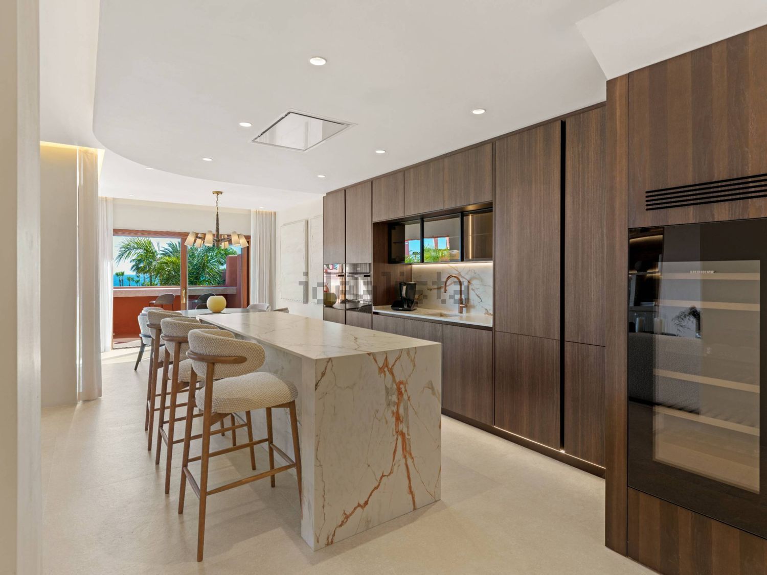 Duplex em primeira linha de praia em Estepona — Cozinha
