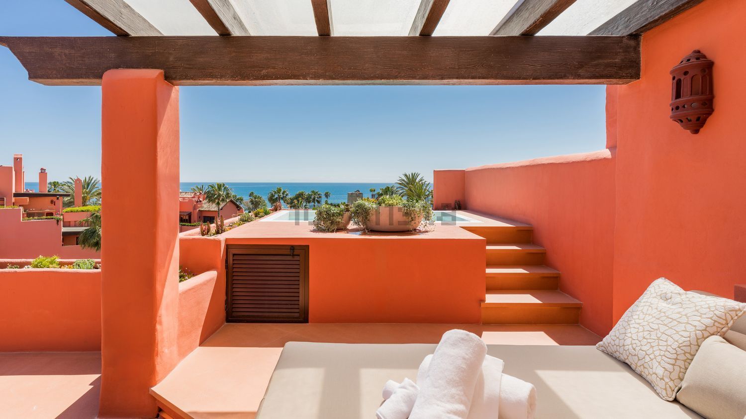 Duplex in erste Strandlinie in Estepona