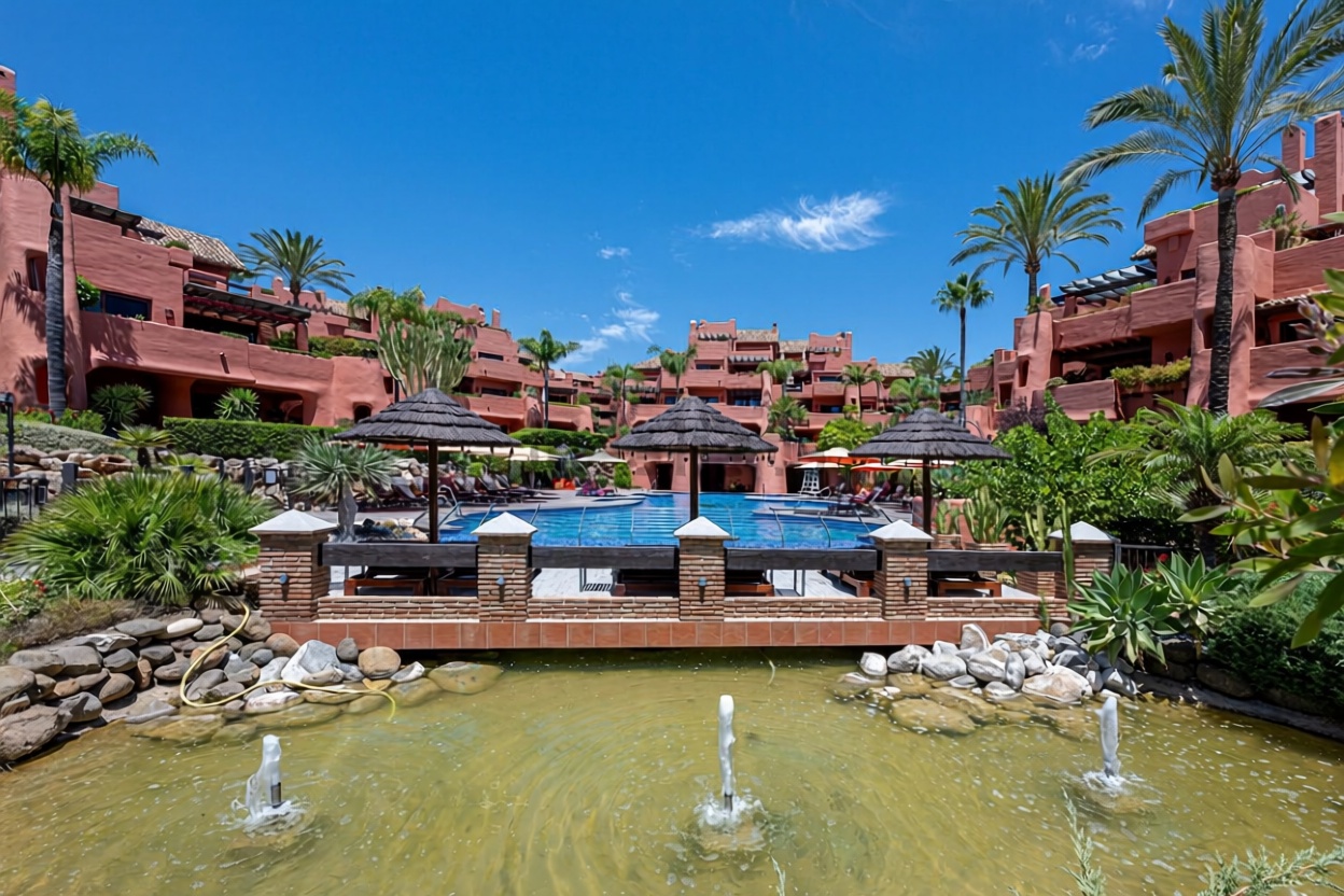 Duplex en première ligne de plage à Estepona — Cuisine