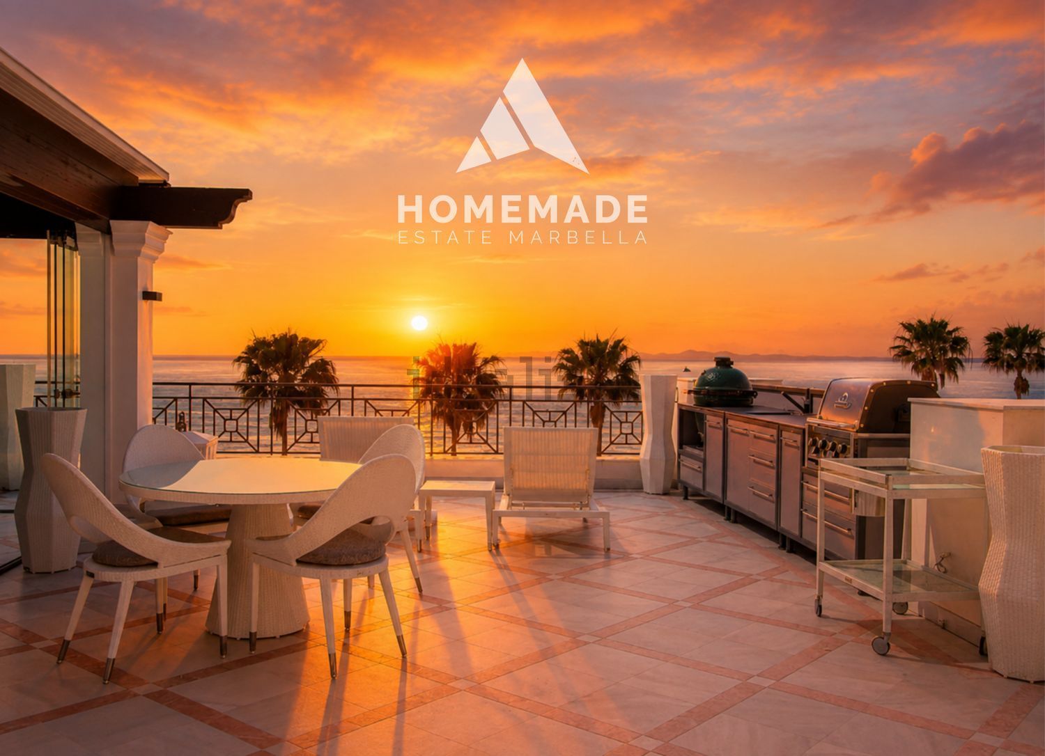 Duplex em primeira linha de praia em Estepona