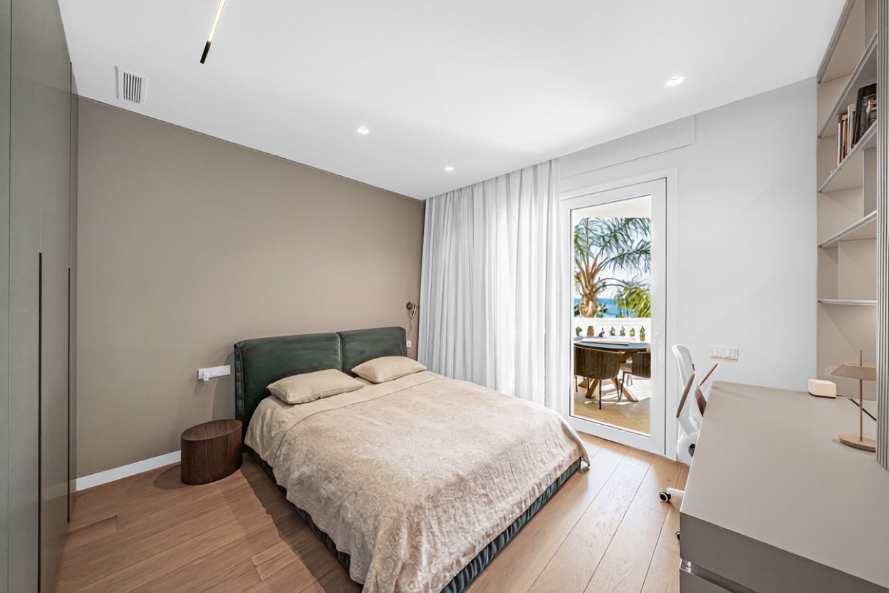 Квартира первая линия пляжа в Estepona — Спальня