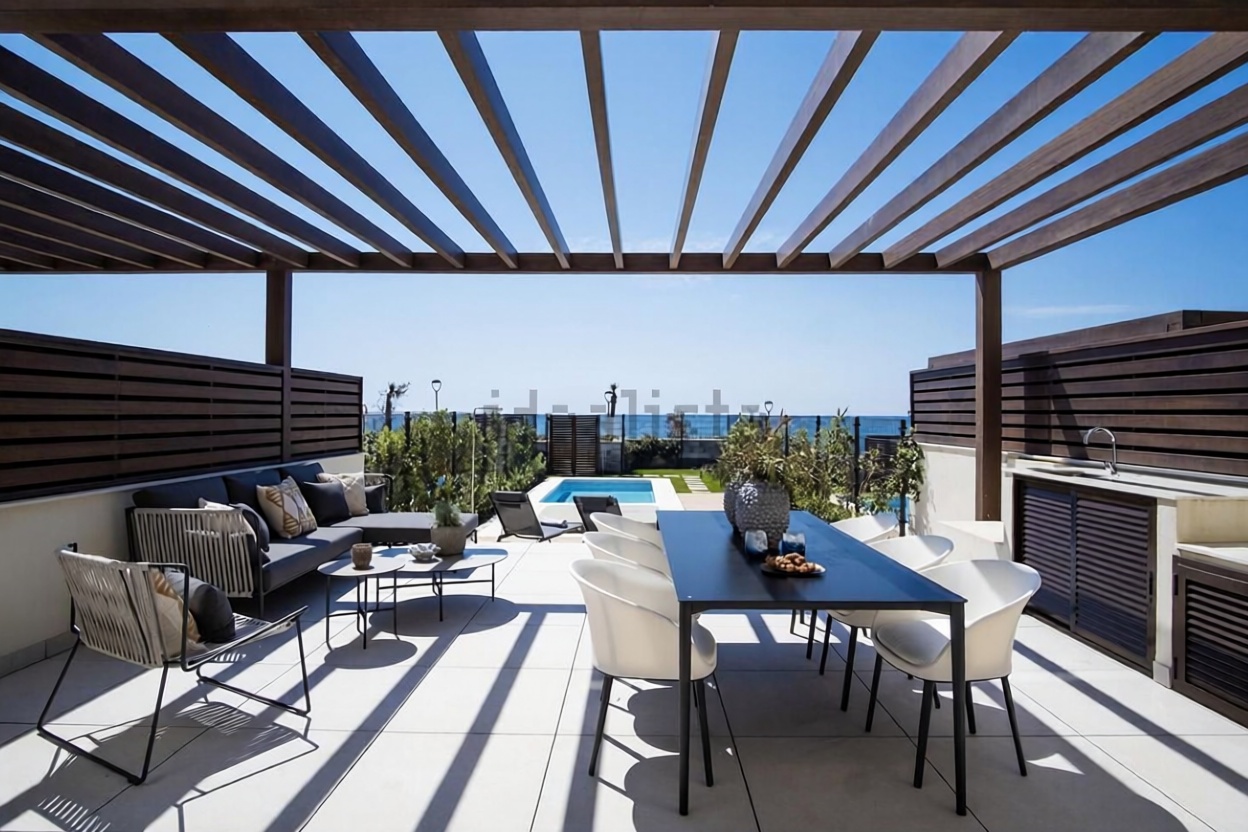 Appartement en première ligne de plage à Estepona