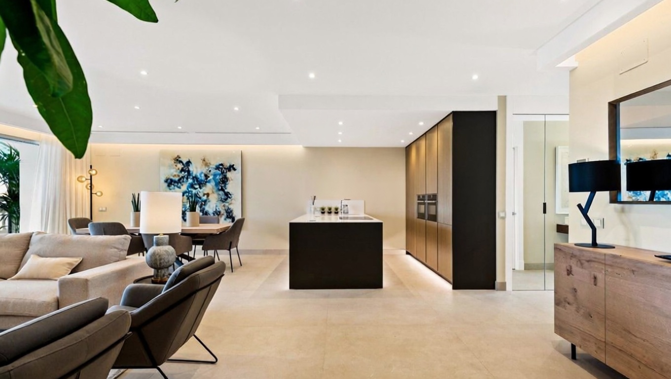 Apartamento em primeira linha de praia em Estepona — Cozinha