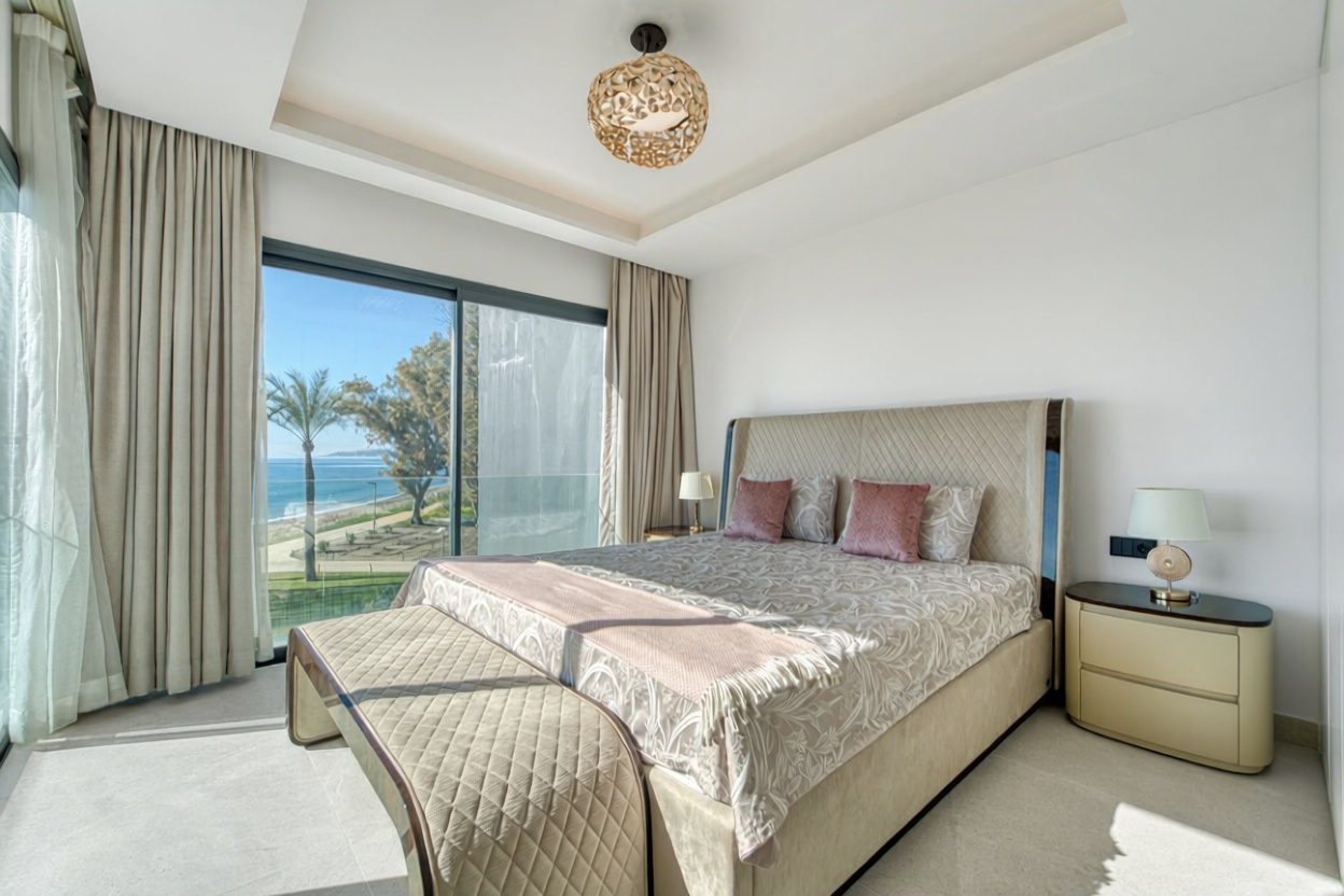 Chalet com acesso direto à praia em Estepona — Quarto