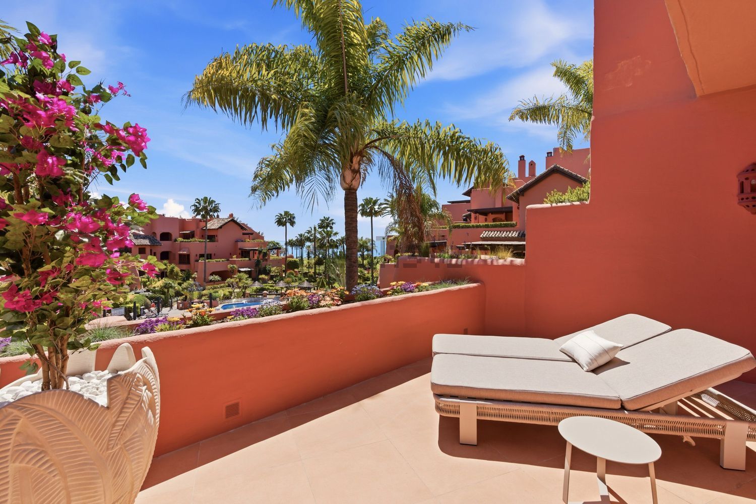 Duplex em primeira linha de praia em Estepona