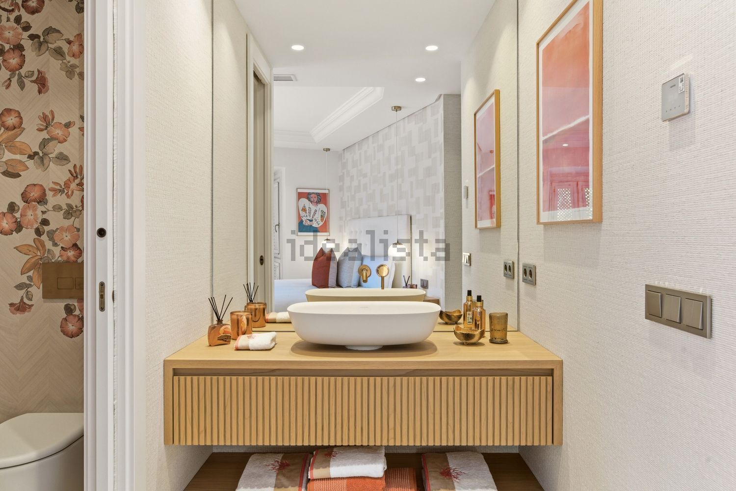 Beachfront duplex in Estepona — Bathroom