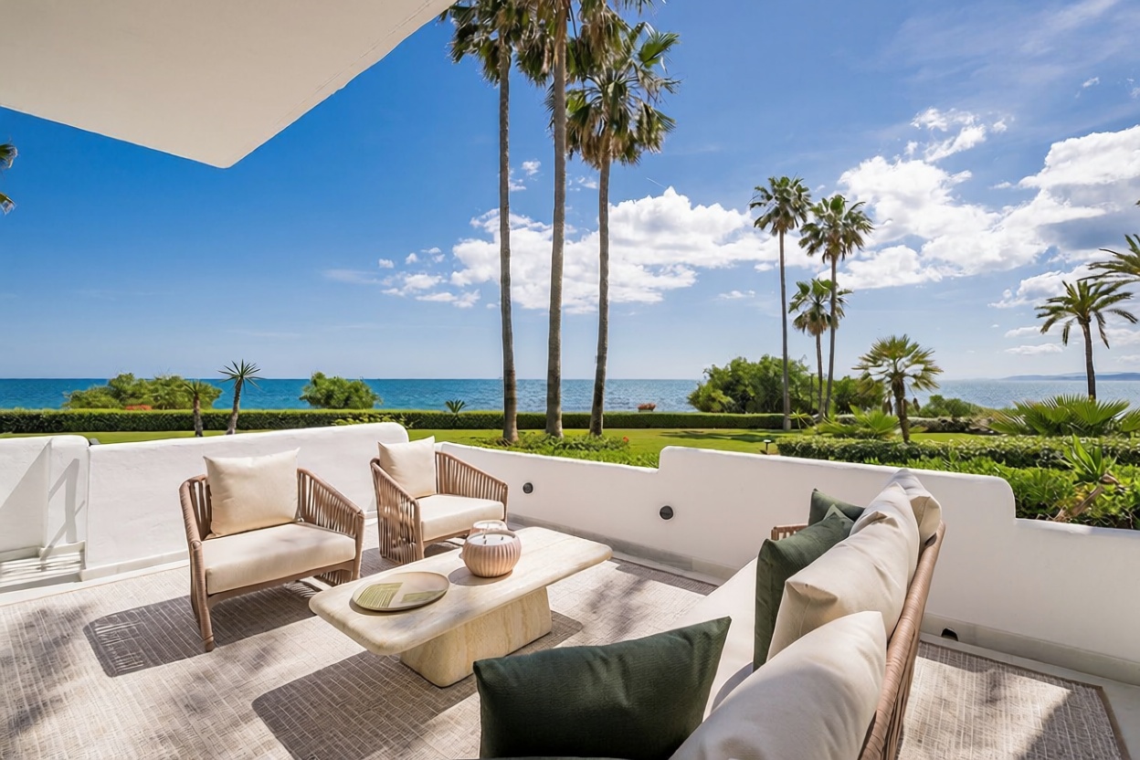 Appartement en première ligne de plage à Estepona