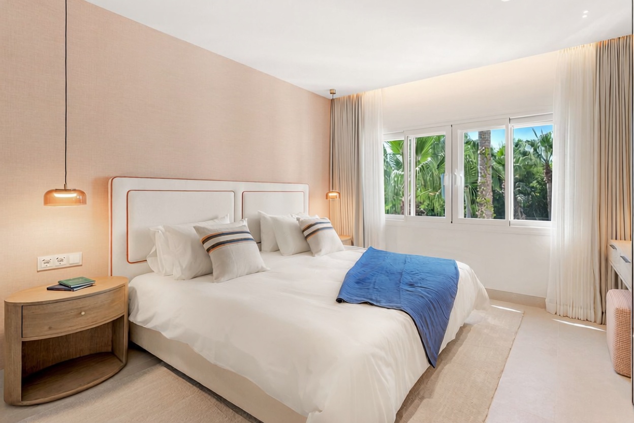 Ático em primeira linha de mar em Estepona — Quarto