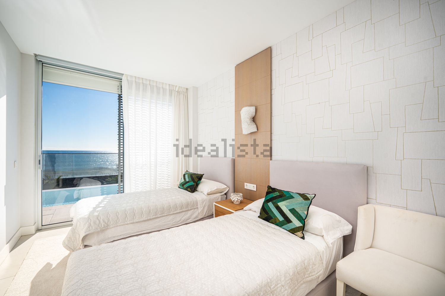 Chalet avec accès direct à la plage à Estepona — Chambre