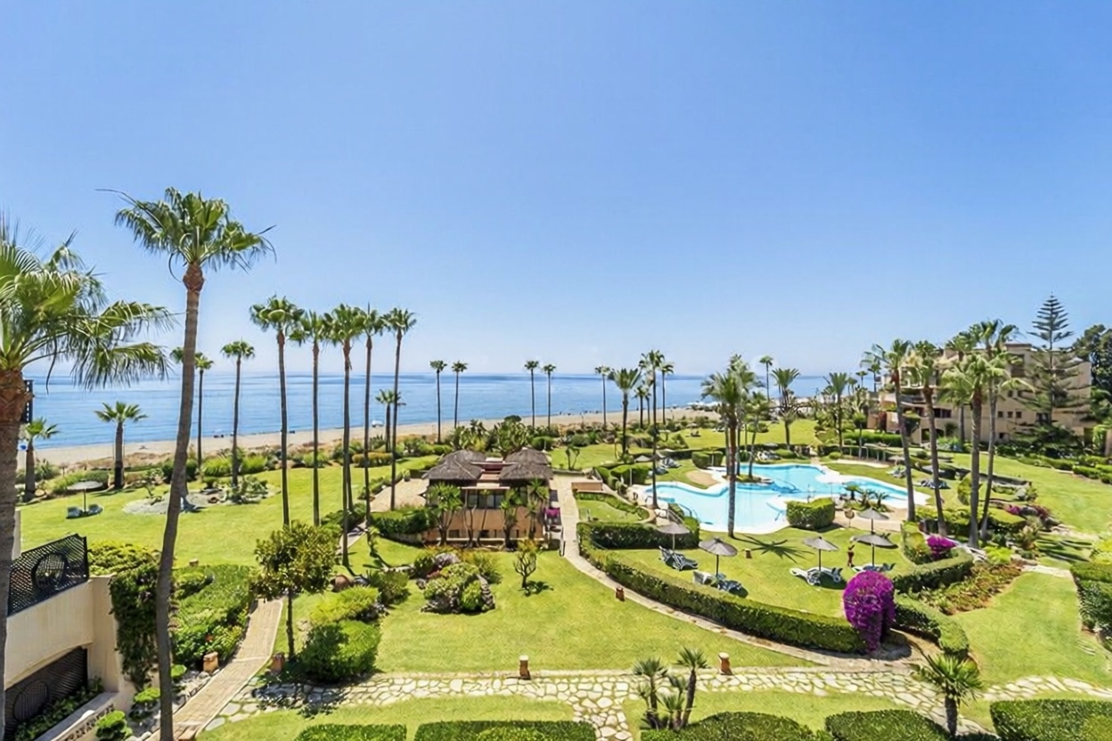Пентхаус первая линия моря в Estepona — Морской вид