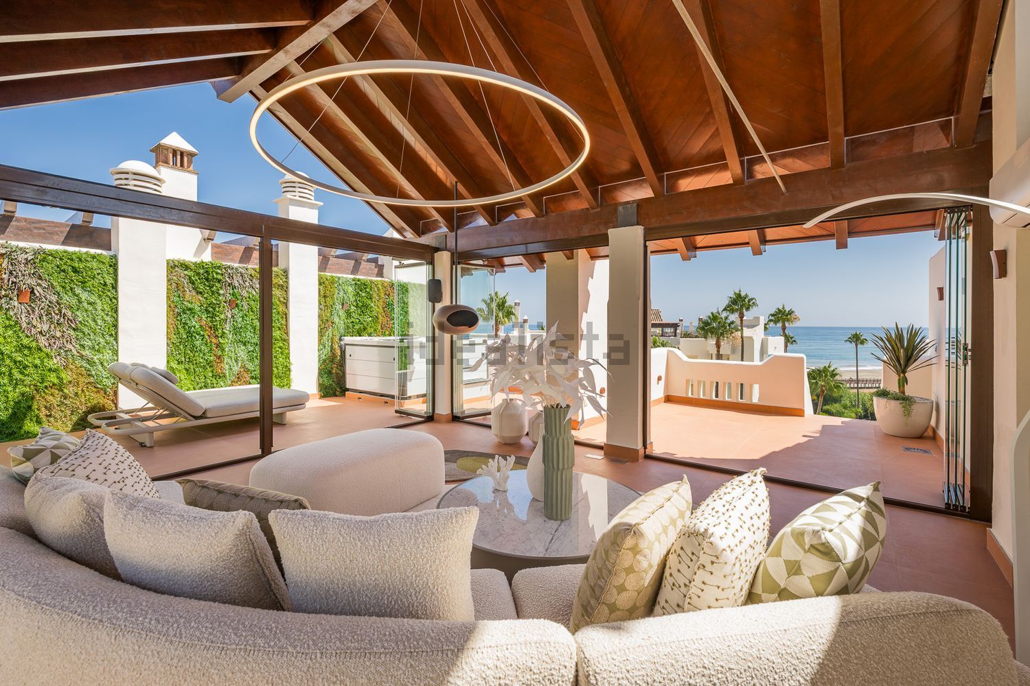 Seafront attic in Estepona