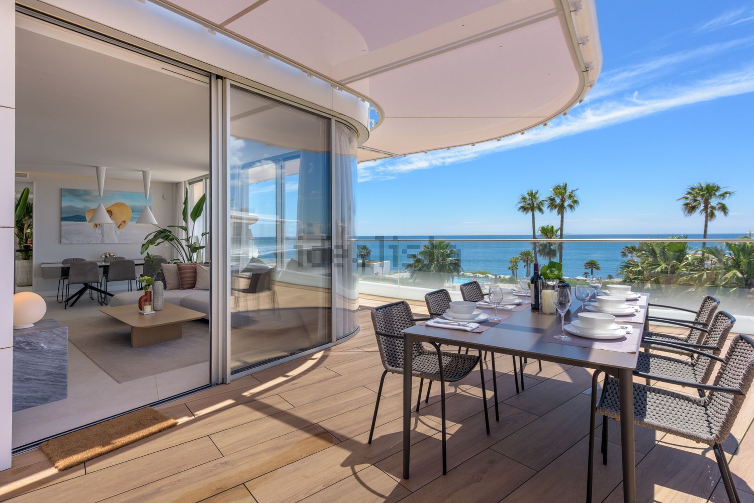 Ático em primeira linha de mar em Estepona — Terraço mar