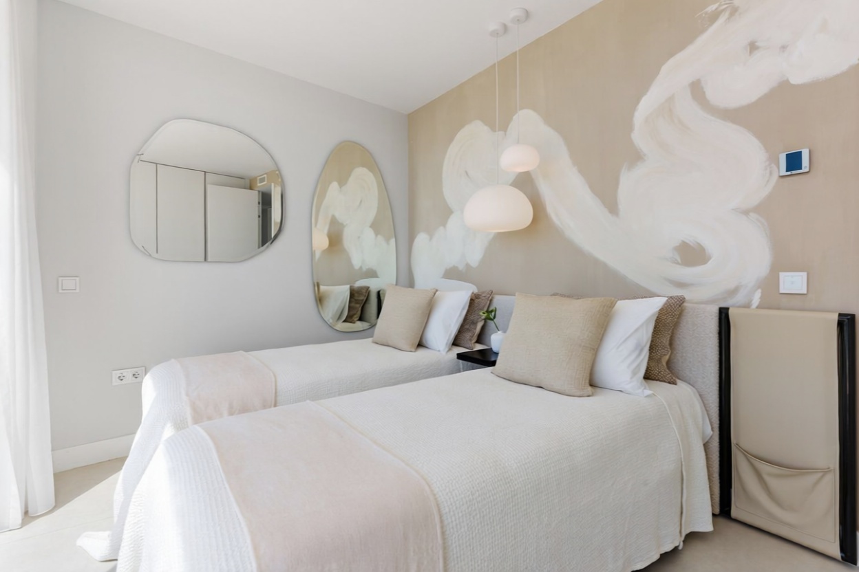 Seafront attic in Estepona — Bedroom
