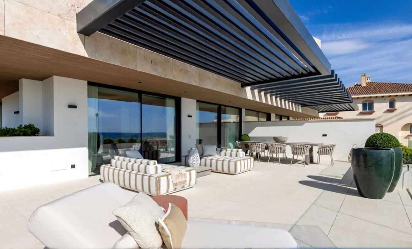 Квартира первая линия пляжа в Estepona — Морская терраса