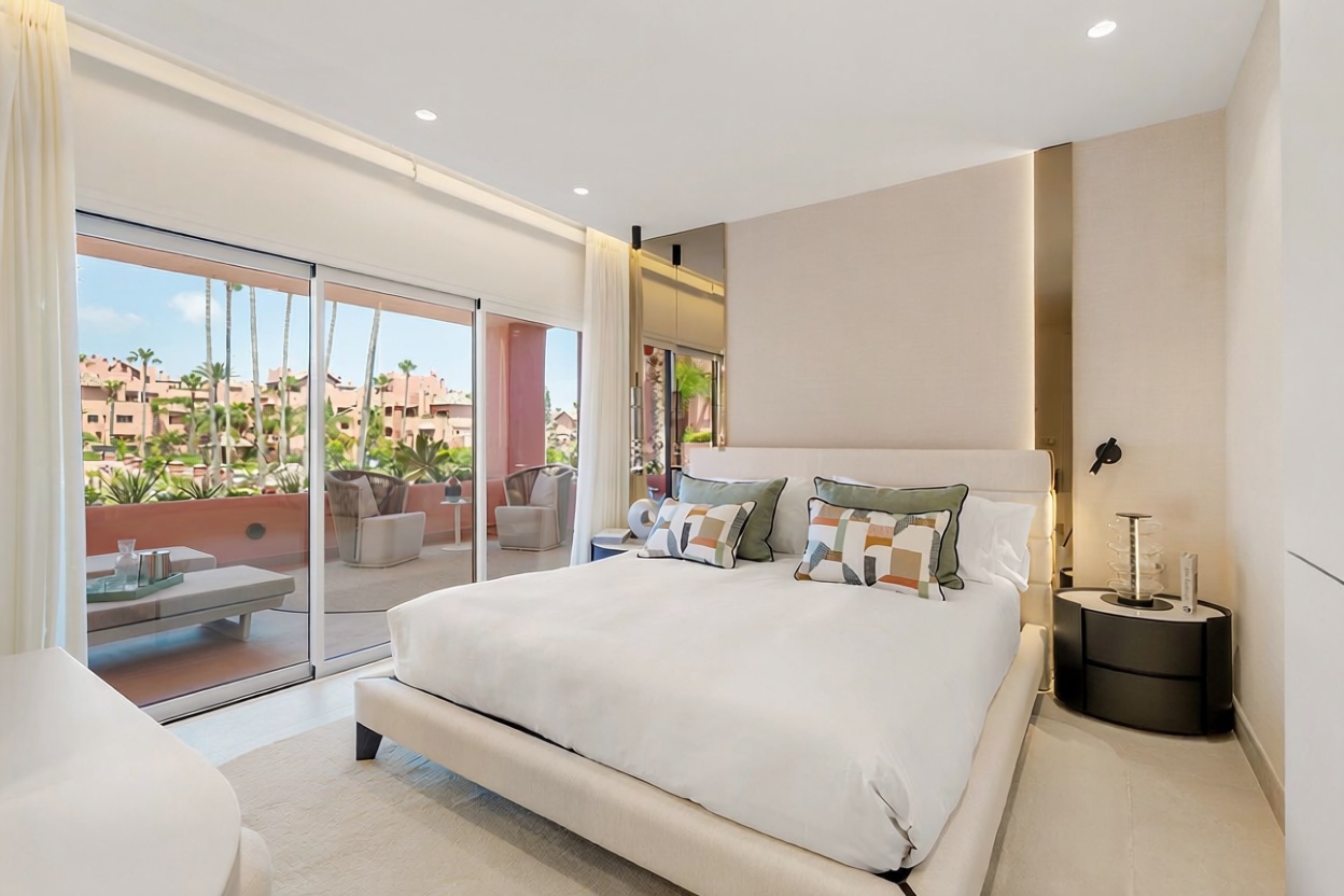 Квартира первая линия пляжа в Estepona — Спальня