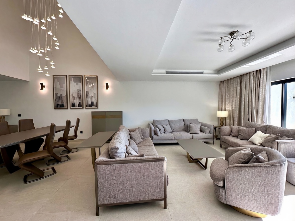 Chalet avec accès direct à la plage à Estepona — Chambre