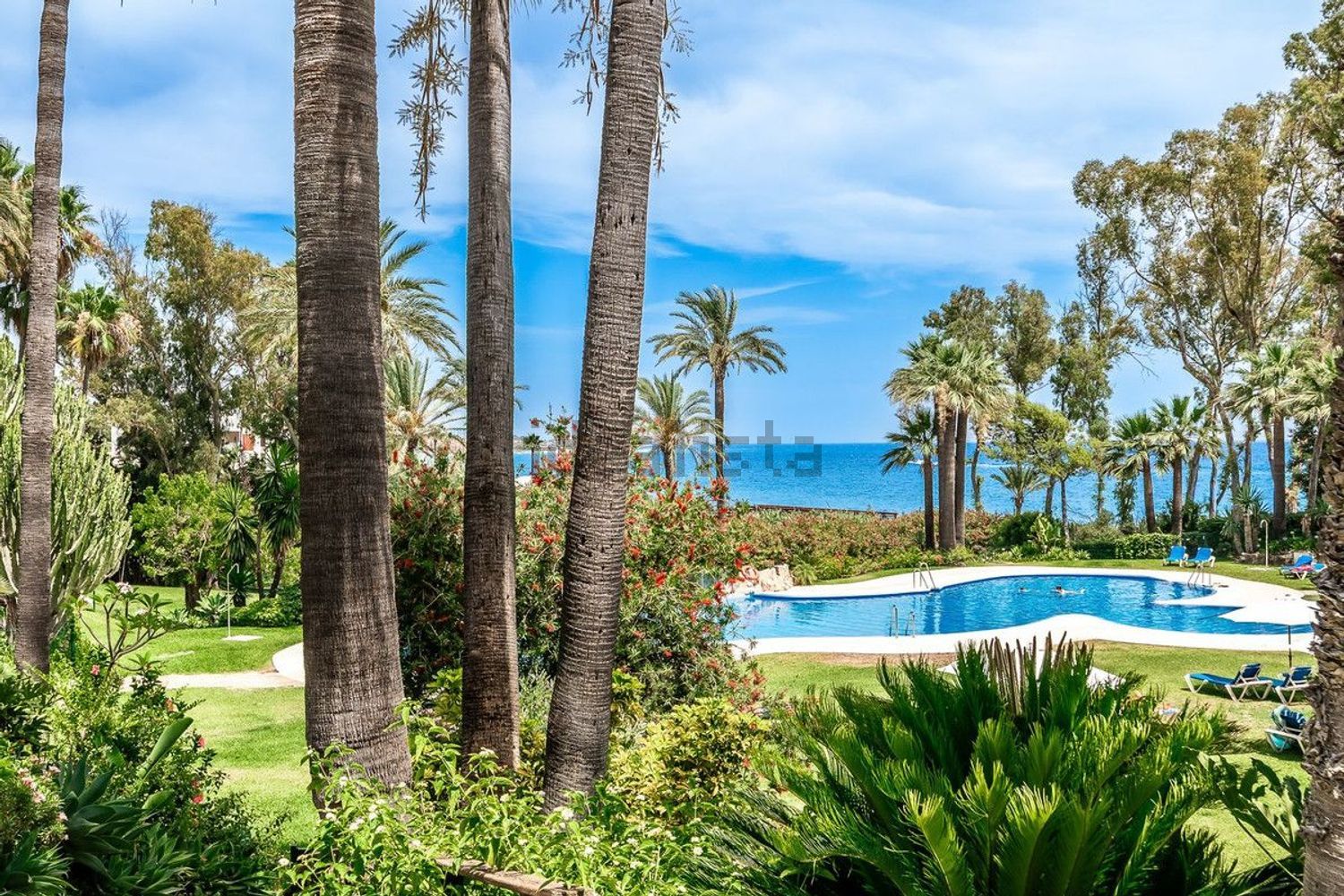 Chalet avec accès direct à la plage à Estepona — Vue mer