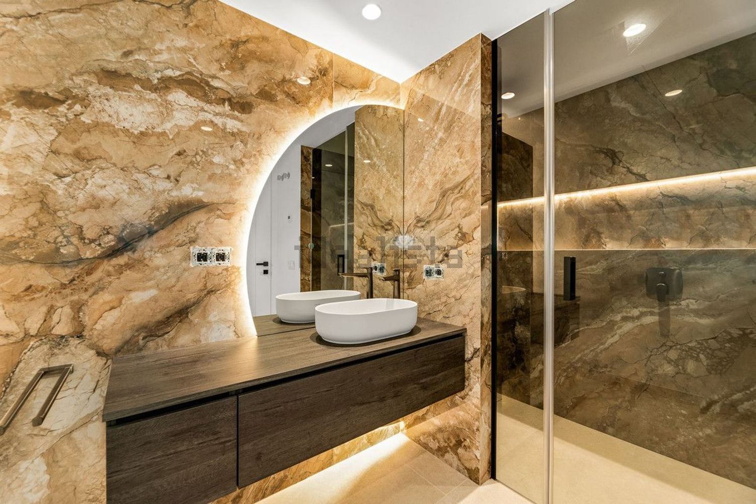 Chalet avec accès direct à la plage à Estepona — Sanitaires