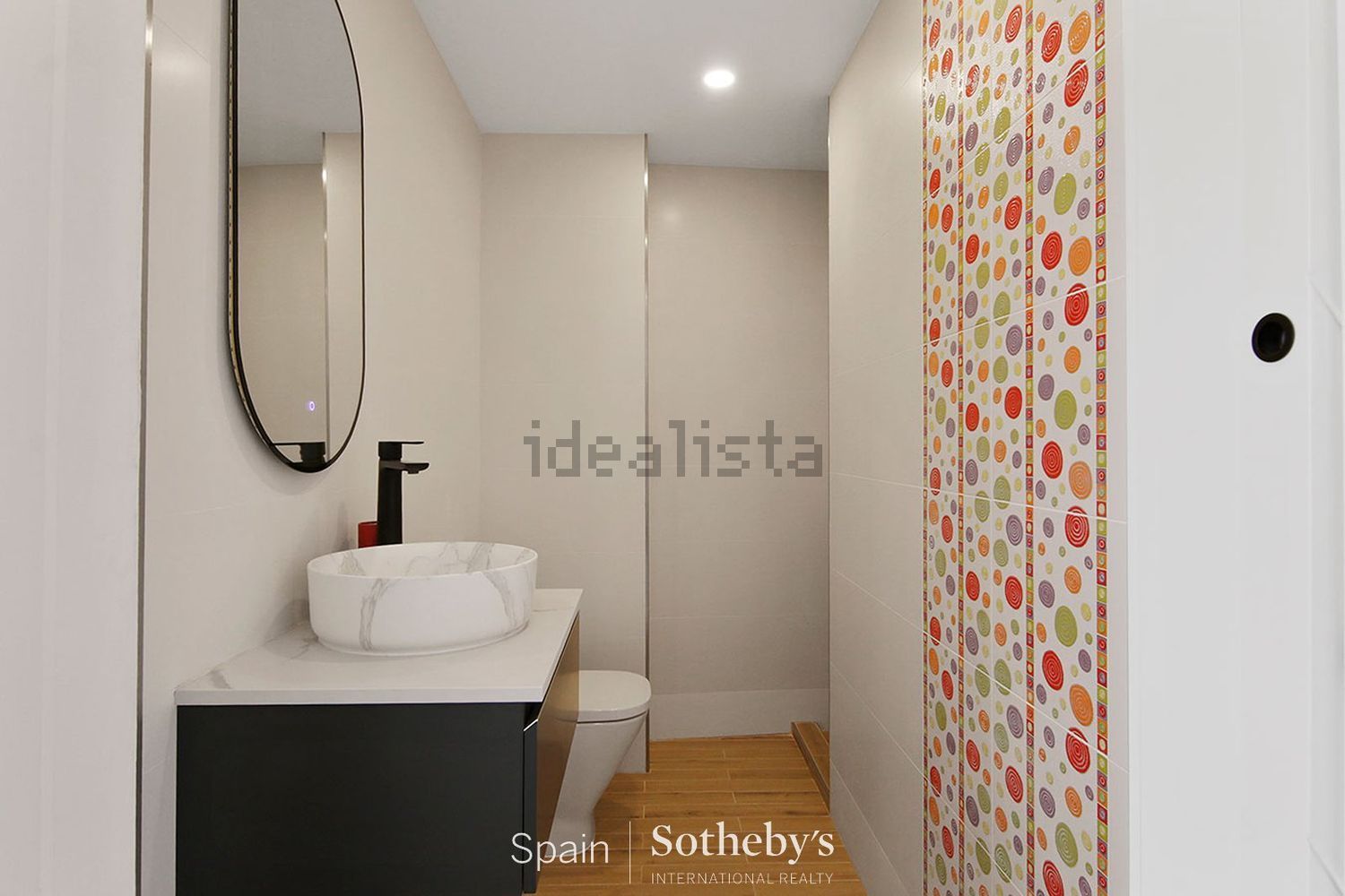 Seafront attic in Estepona — Bathroom
