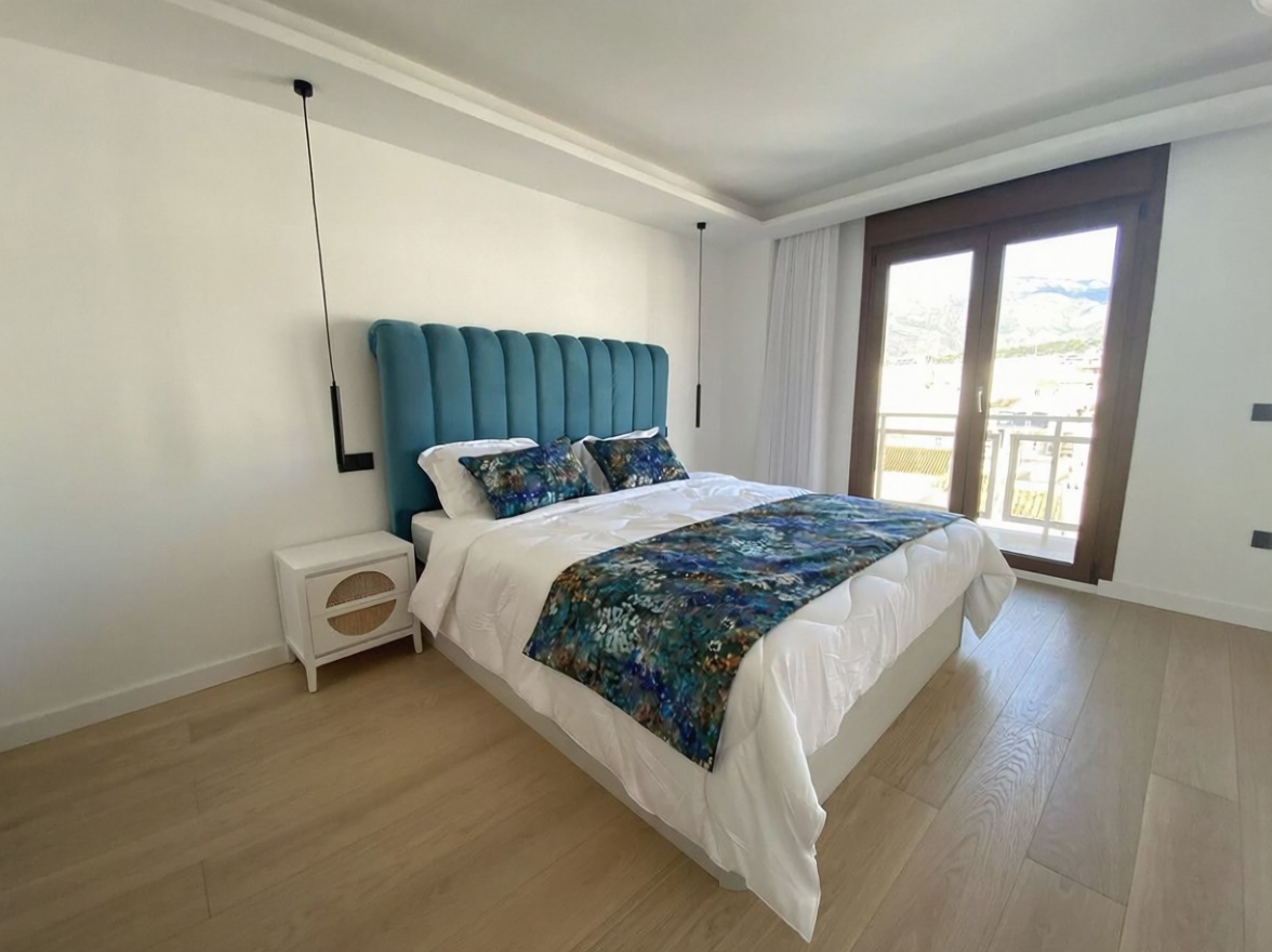 Seafront attic in Estepona — Bedroom