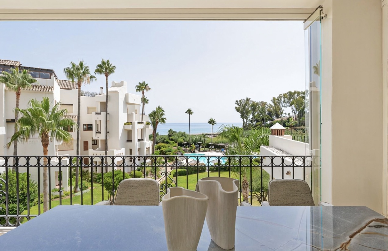 Apartamento em primeira linha de praia em Estepona