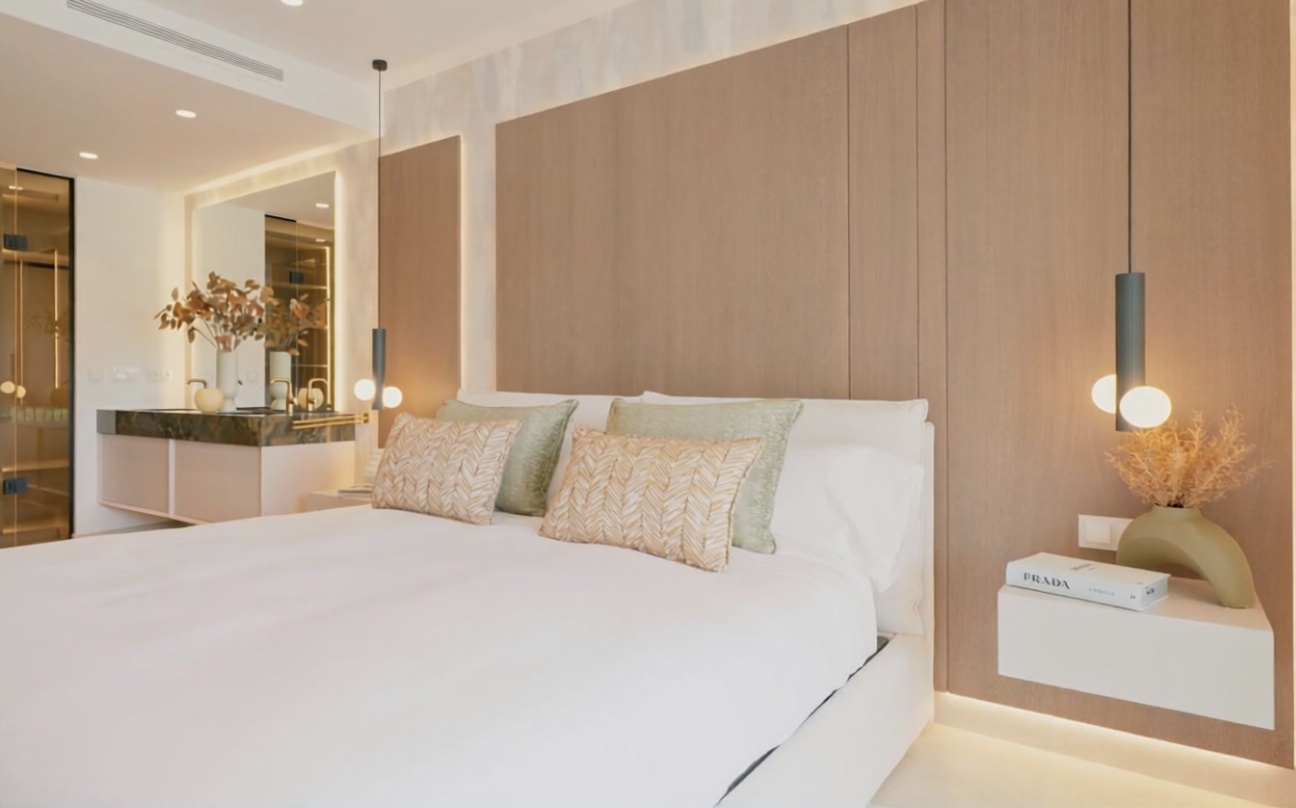 Beachfront flat in Estepona — Bedroom