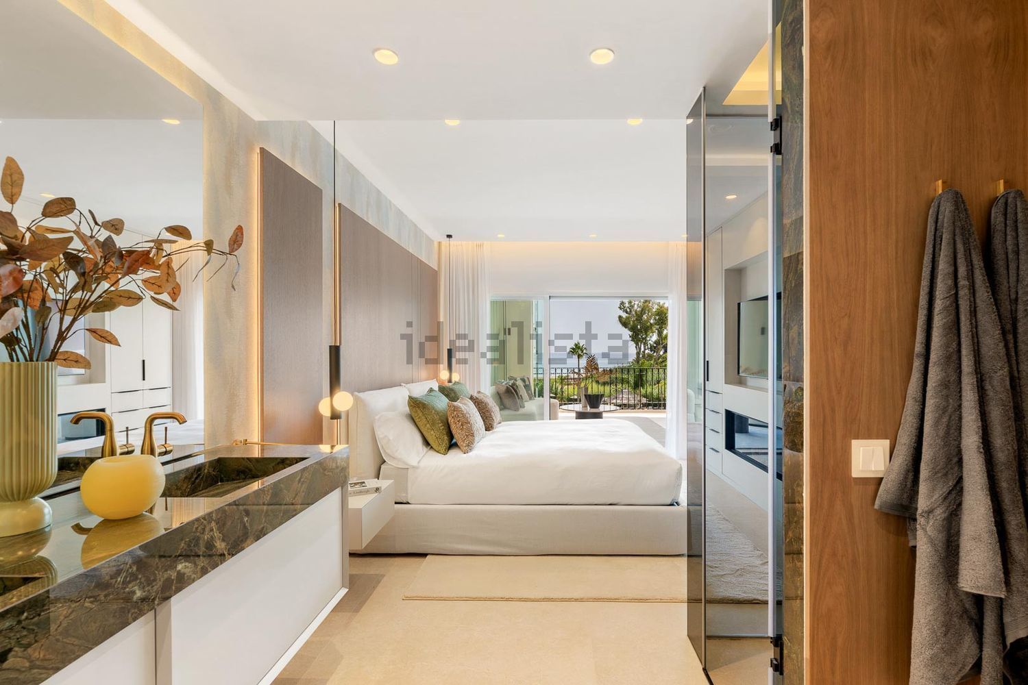 Villa avec accès direct à la plage à Estepona — Chambre