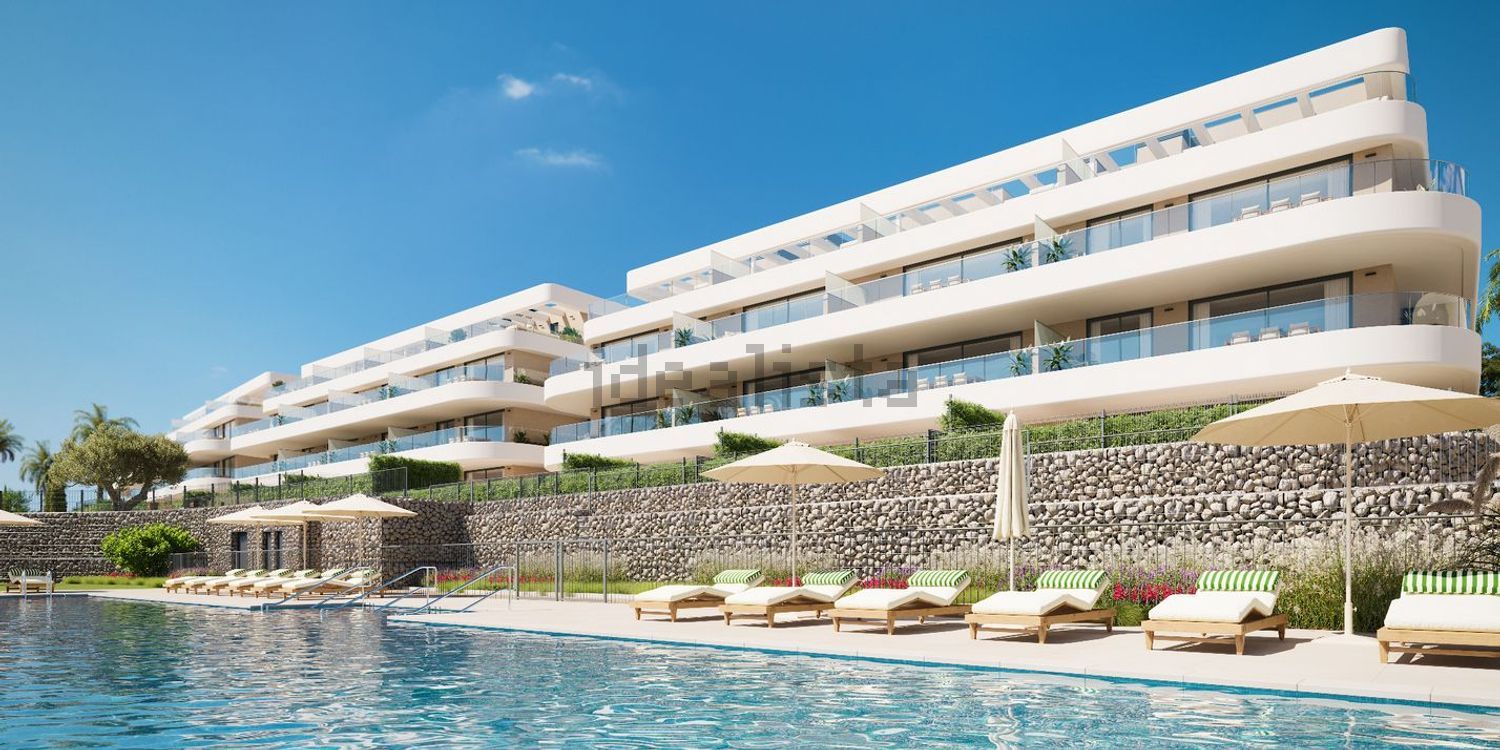 Пентхаус первая линия моря в Estepona — Бассейн